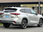 2021 Highlander Thumbnail 3
