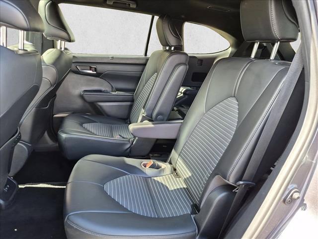 2021 Toyota Highlander - $33,459