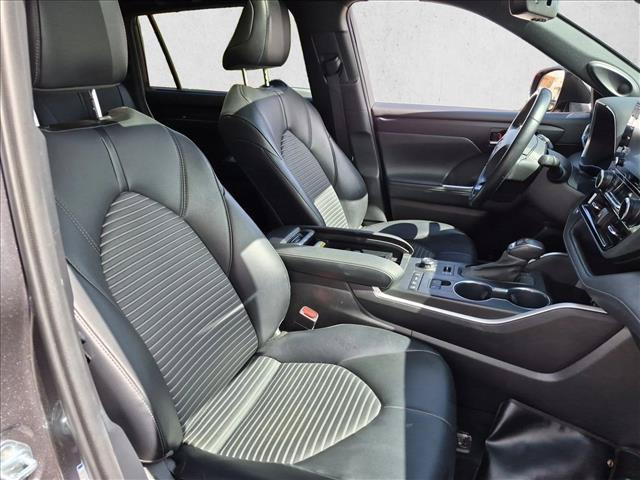 2021 Toyota Highlander - $33,459
