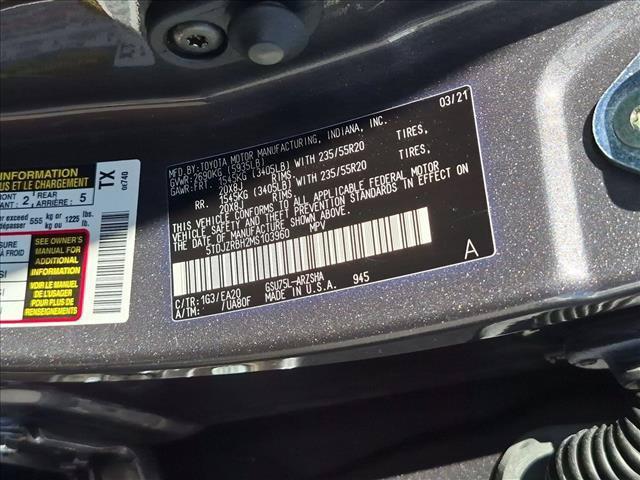 2021 Toyota Highlander - $33,459