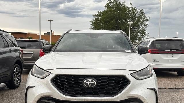 2022 Toyota Highlander XSE