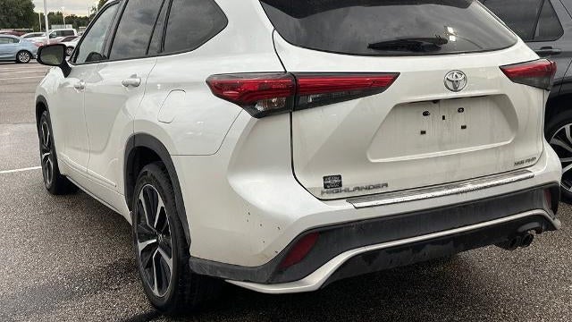 2022 Toyota Highlander XSE