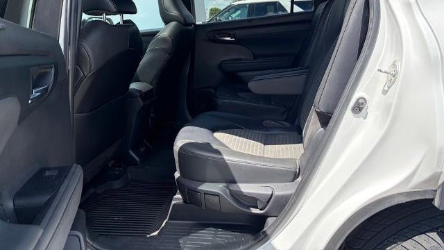 2022 Toyota Highlander XSE