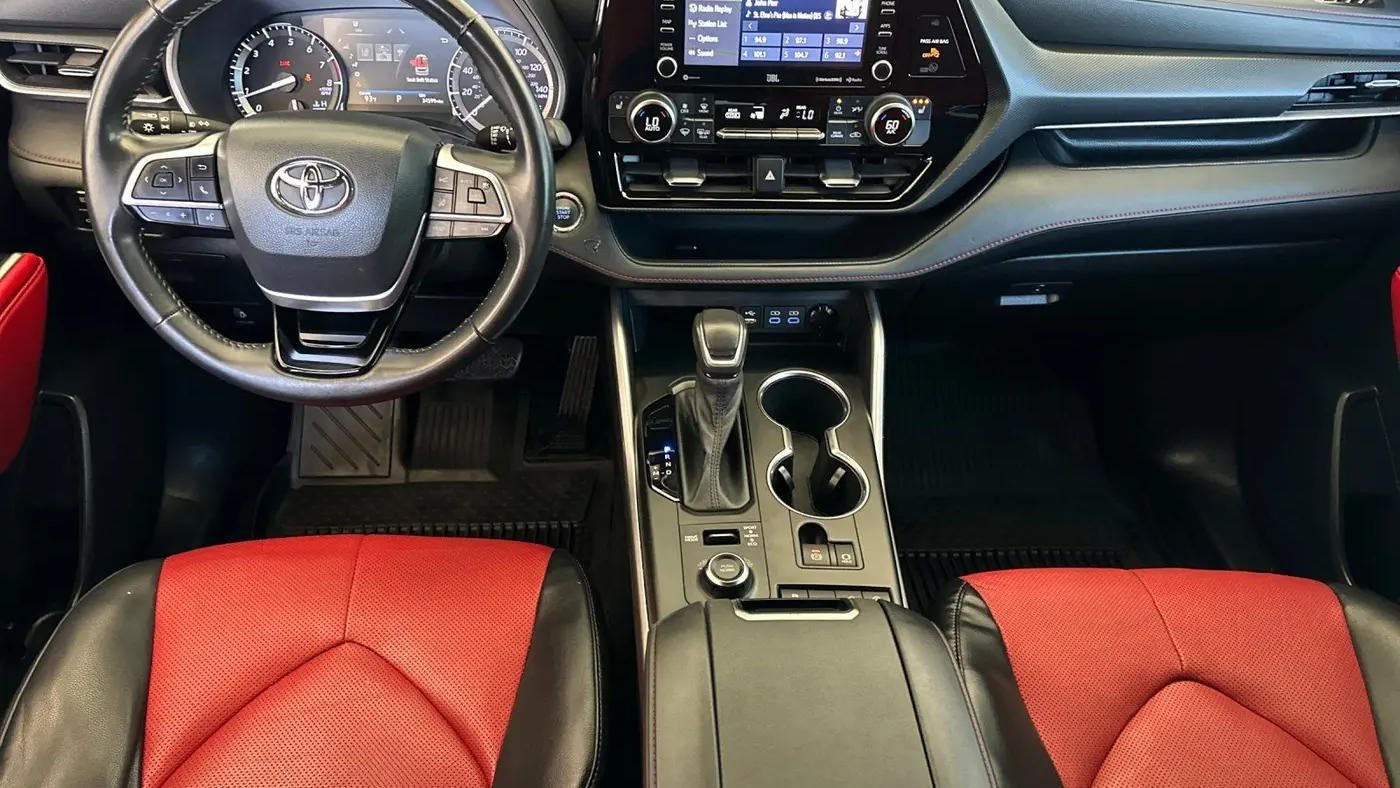 2022 Toyota Highlander XSE