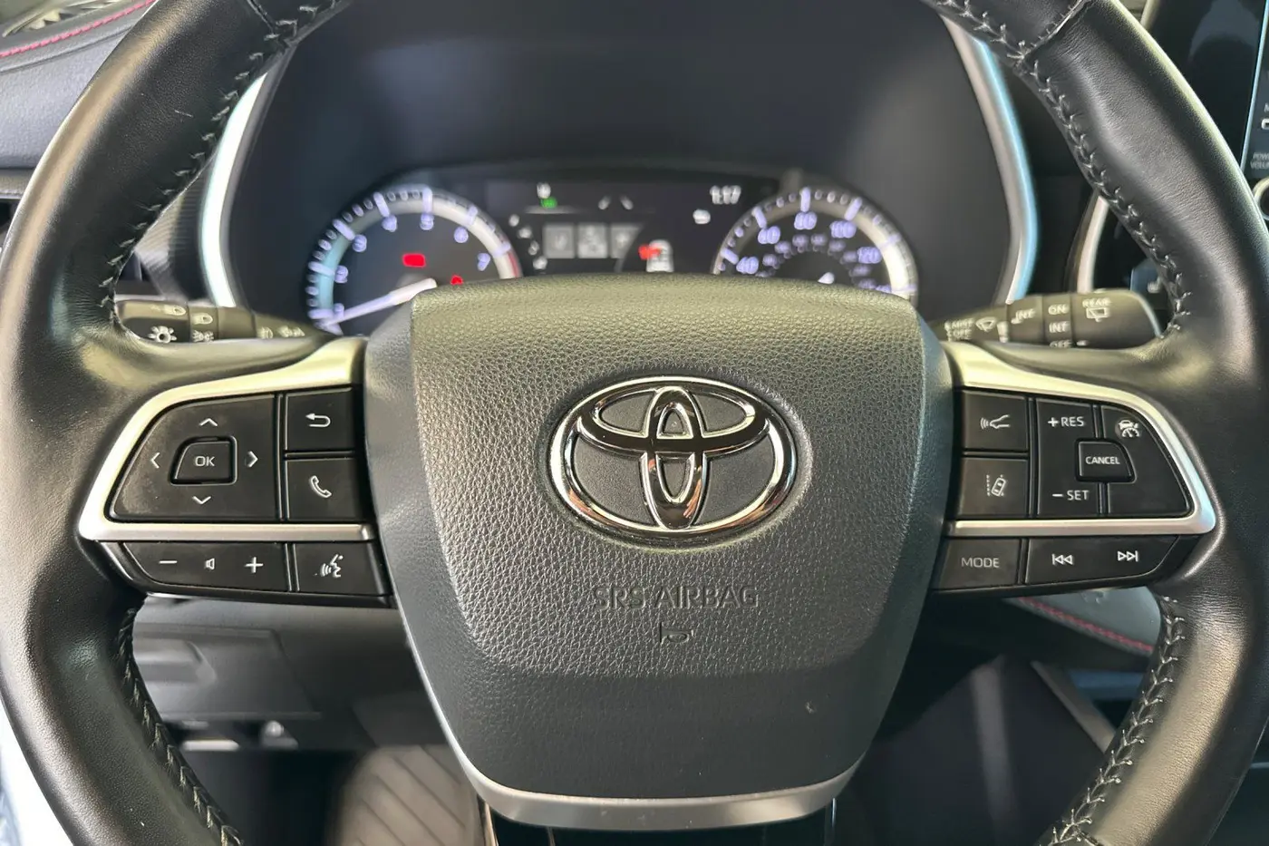 2022 Toyota Highlander - $38,625
