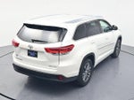 2017 Highlander Thumbnail 40