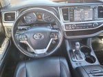 2019 Highlander Thumbnail 11