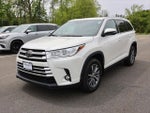 2019 Highlander Thumbnail 3