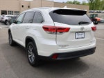 2019 Highlander Thumbnail 5