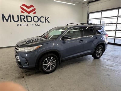 2019 Toyota Highlander AWD XLE 4DR SUV