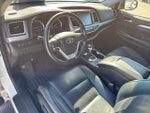 2017 Highlander Thumbnail 10