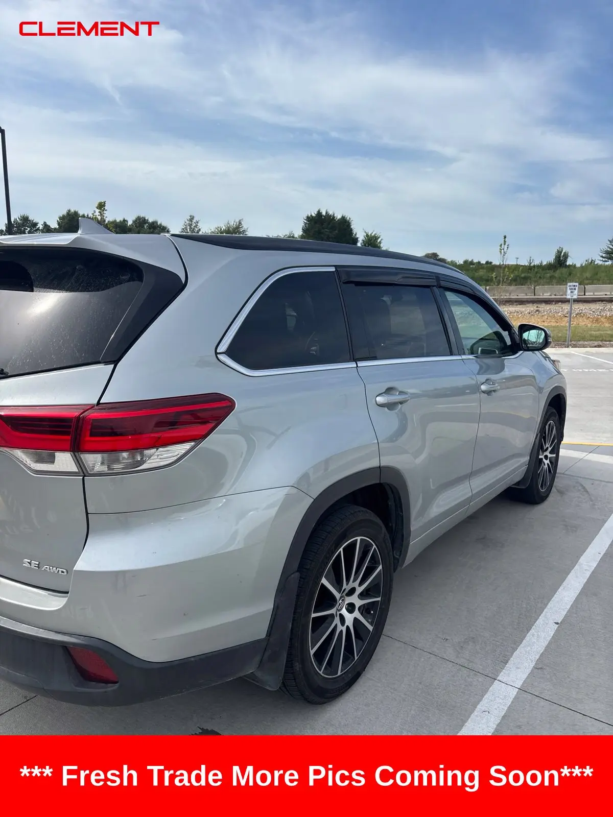 2017 Toyota Highlander - $21,499
