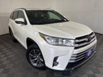 2017 Highlander Thumbnail 2