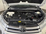 2017 Highlander Thumbnail 3