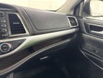 2017 Highlander Thumbnail 31