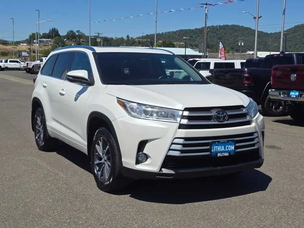 2018 Toyota Highlander - $19,240
