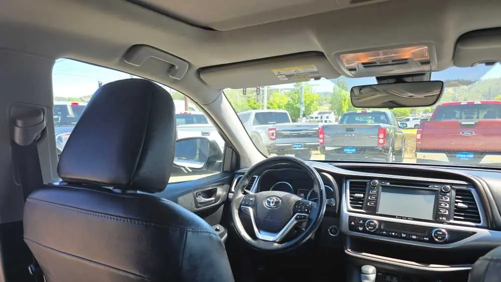 2018 Toyota Highlander SE