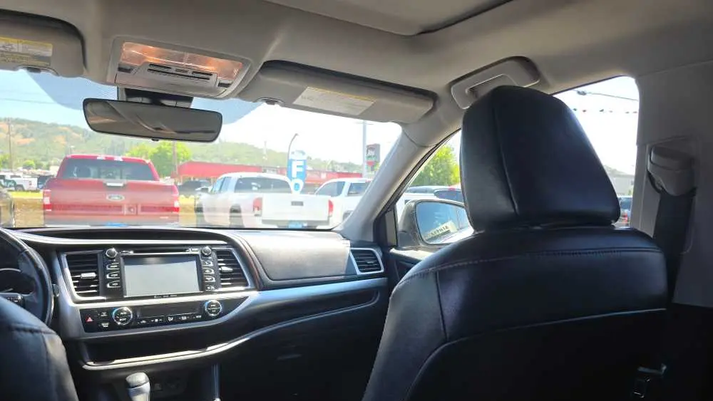 2018 Toyota Highlander SE
