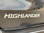 2019 Highlander Thumbnail 21