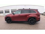 2019 Highlander Thumbnail 5