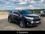2019 Highlander Thumbnail 8