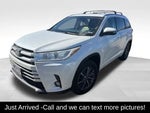 2017 Highlander Thumbnail 1
