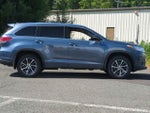 2018 Highlander Thumbnail 4