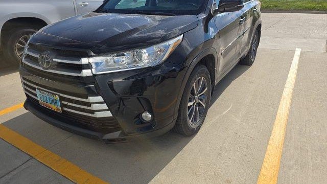 2018 Toyota Highlander SE