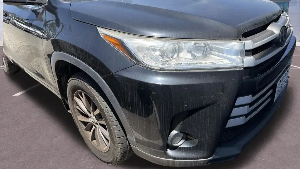 2018 Toyota Highlander SE