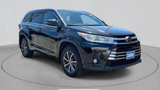 Preowned 2018 Toyota Highlander XLE for Sale