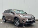 2018 Highlander Thumbnail 6