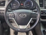 2018 Highlander Thumbnail 18