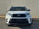 2017 Highlander Thumbnail 7