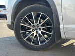 2017 Highlander Thumbnail 8