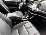 2017 Highlander Thumbnail 16