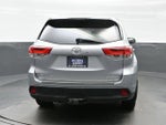 2017 Highlander Thumbnail 5