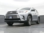 2017 Highlander Thumbnail 25
