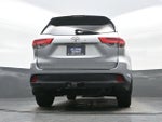 2017 Highlander Thumbnail 29