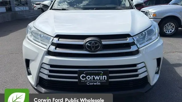 2018 Toyota Highlander SE