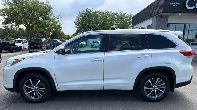 2018 Toyota Highlander SE