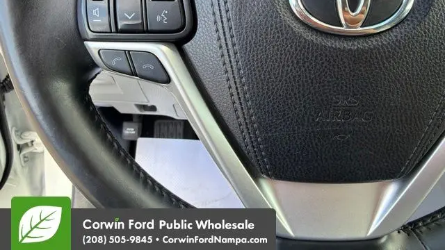 2018 Toyota Highlander SE