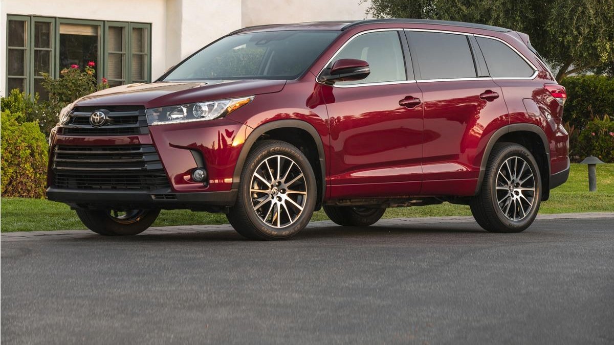 Preowned 2018 Toyota Highlander  for Sale