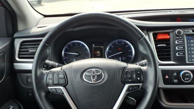 2018 Toyota Highlander 