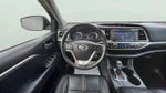 2019 Highlander Thumbnail 11