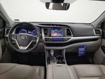 2019 Highlander Thumbnail 9