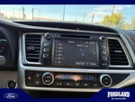 2019 Highlander Thumbnail 12