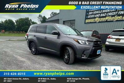 Photo of a 2018 Toyota Highlander AWD XLE 4DR SUV for sale