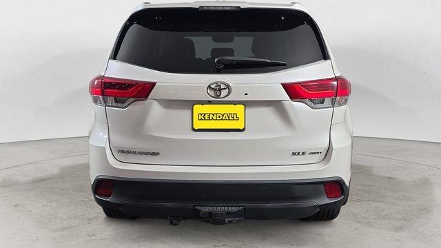 2018 Toyota Highlander SE