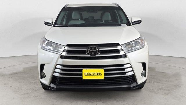 2018 Toyota Highlander SE