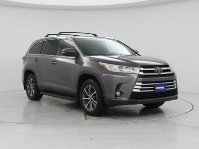 Photo of a 2019 Toyota Highlander AWD XLE 4DR SUV for sale